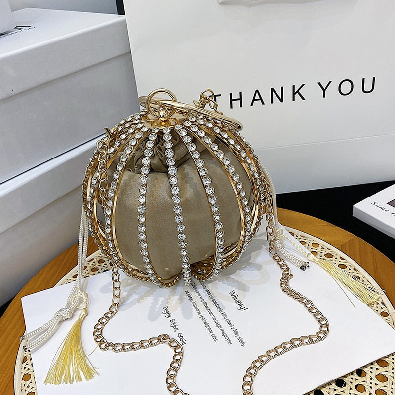 Luxurious Diamond Pearl Flower Metal Ball Women Party Evening Bag Ladies Pueses and Handbags Crossbody Chain Bag Designer Bag