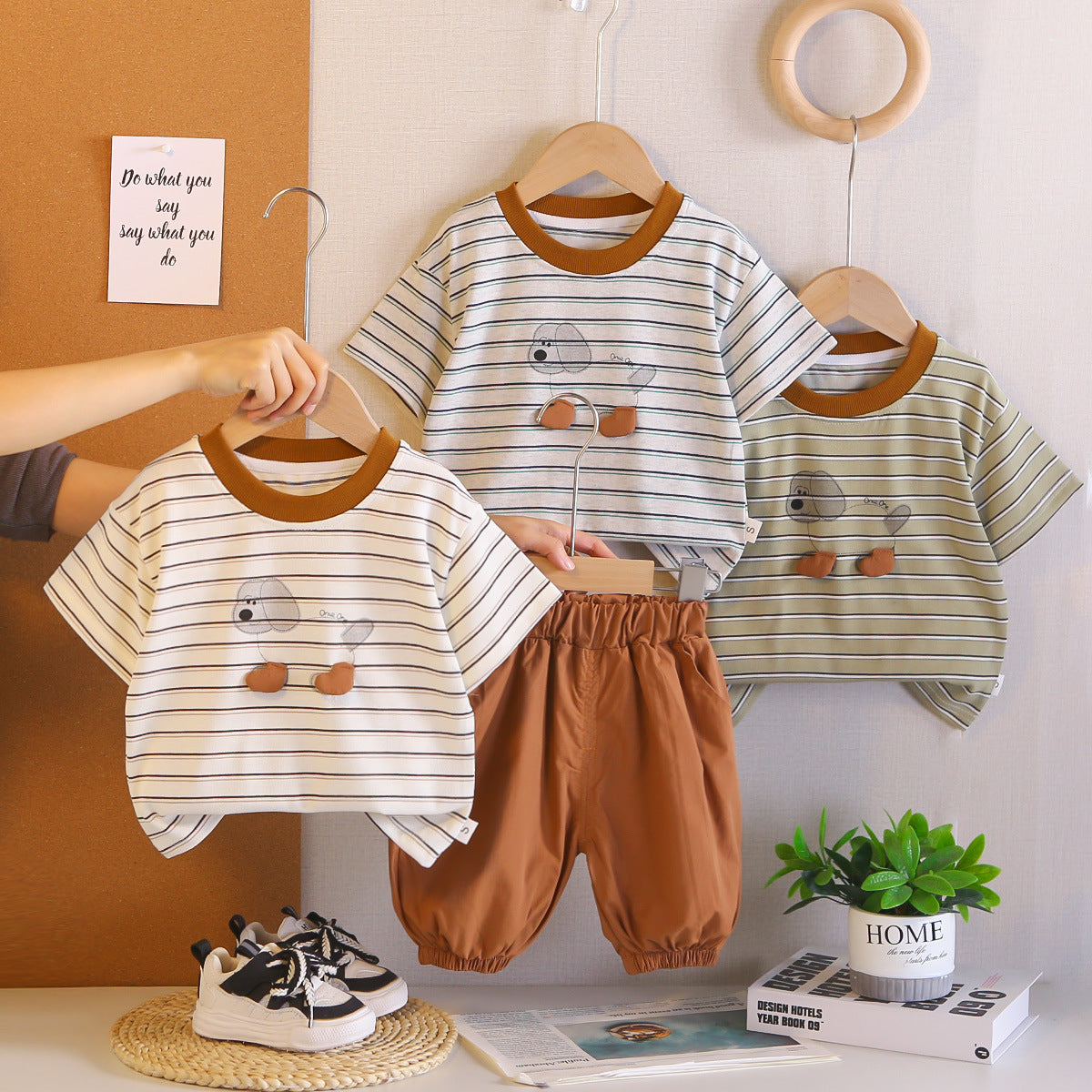 Casual striped short sleeved two-piece set for children in summer eprolo