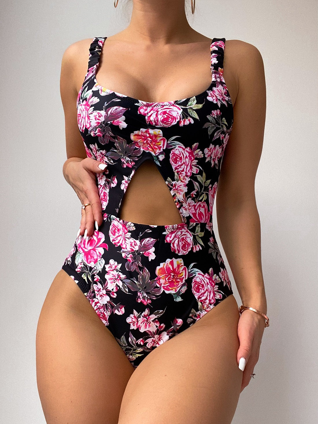 Hollow floral swimsuit eprolo