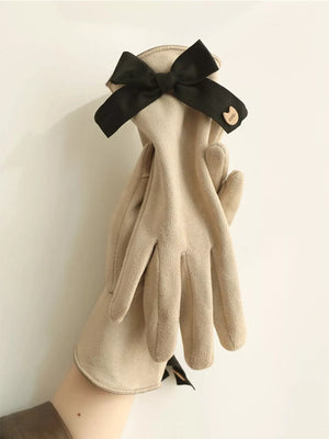 Bow-Decorated Gloves