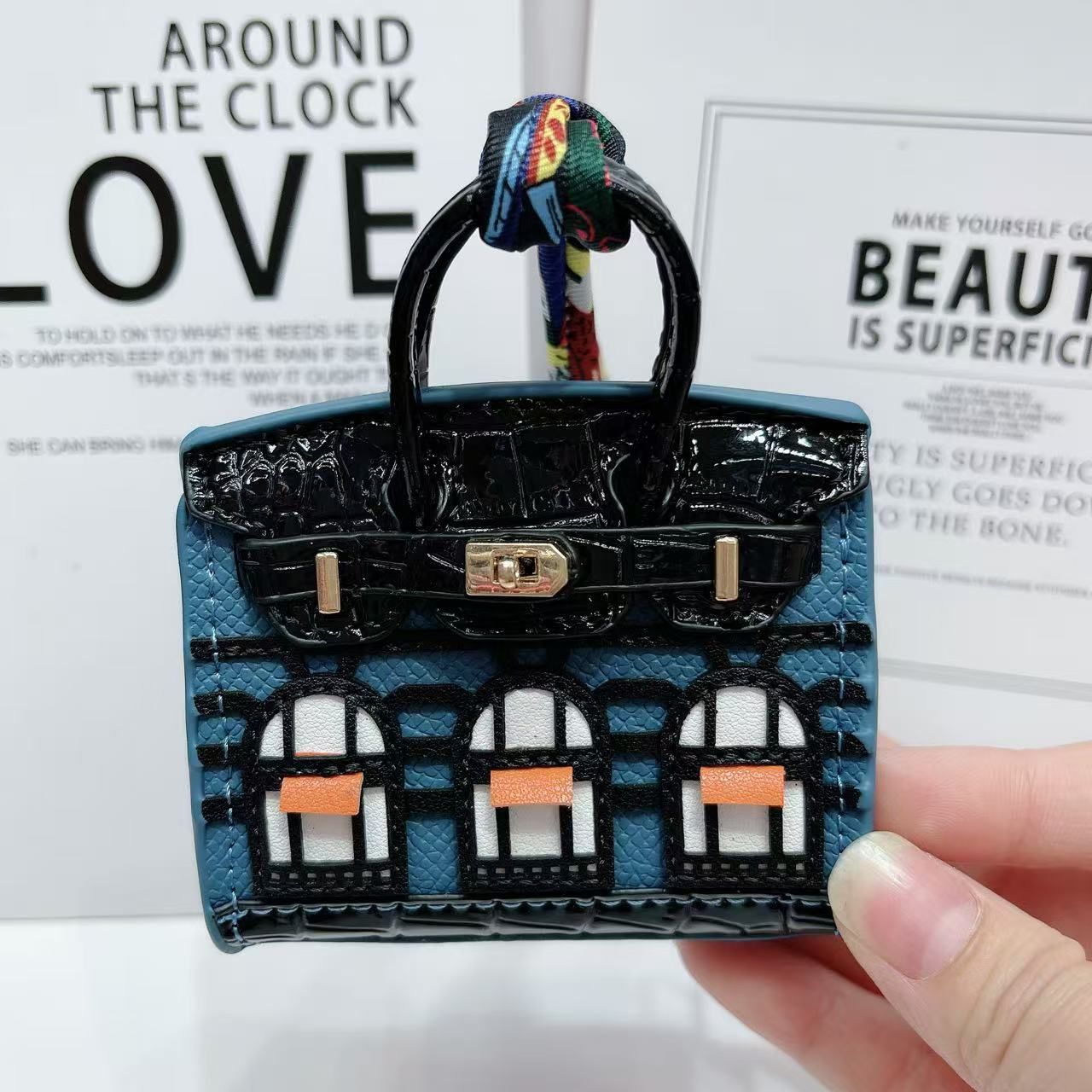 Small house bag mini window pendant headphone bag lipstick car key backpack backpack decoration eprolo