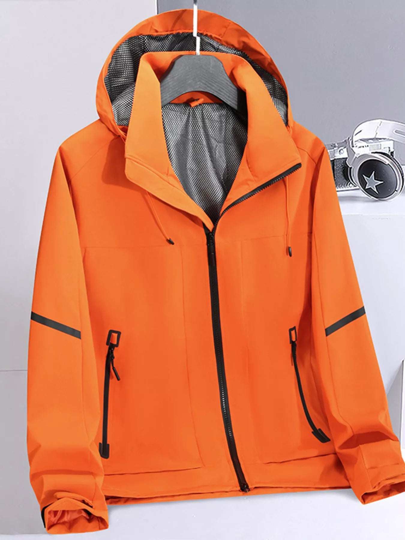 6d418fa9e7ab4d8aa03d1fcaa400f880-Max-Origin