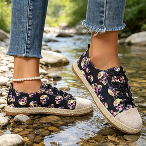 Lace-Up Flat Round-Toe Breathable Sneakers