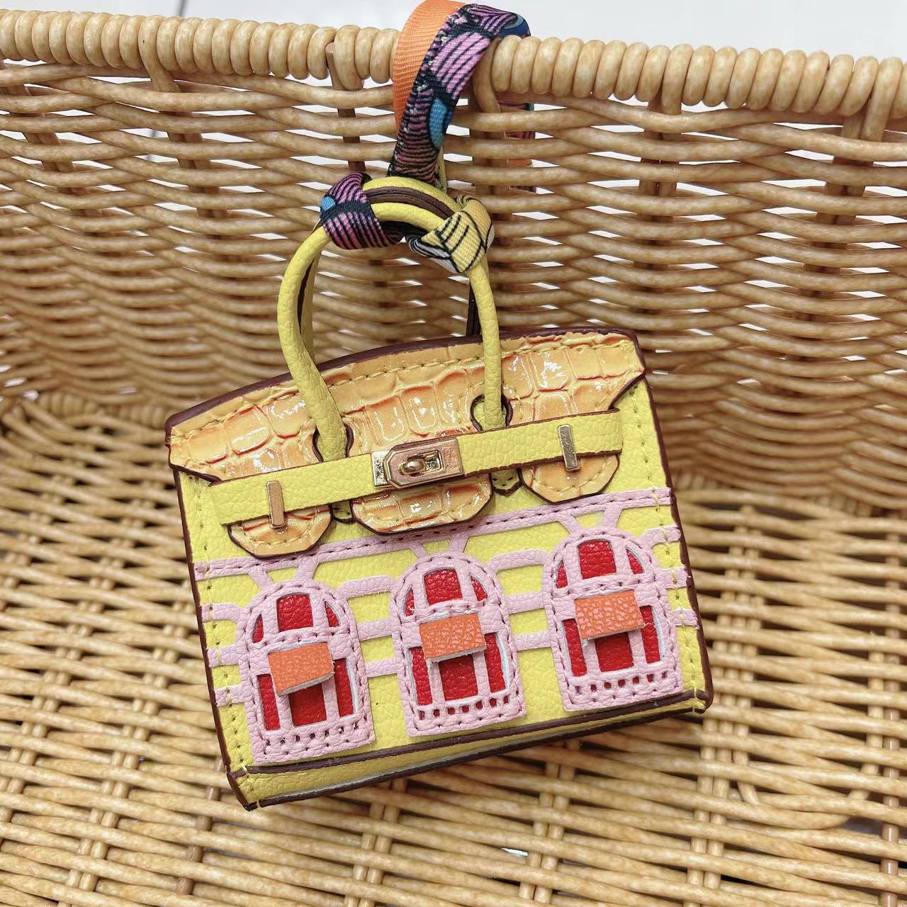 Small house bag mini window pendant headphone bag lipstick car key backpack backpack decoration eprolo