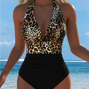 Backless swimsuit