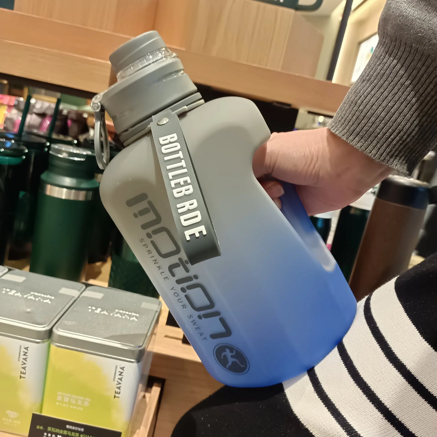 2.4L Sports Water Bottle with Straw - Plastic Portable