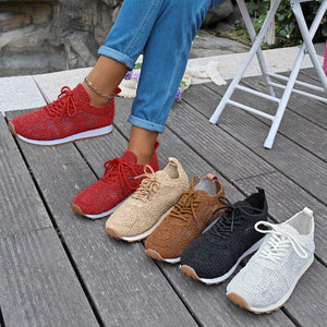 Round Toe Lace Up Sneakers