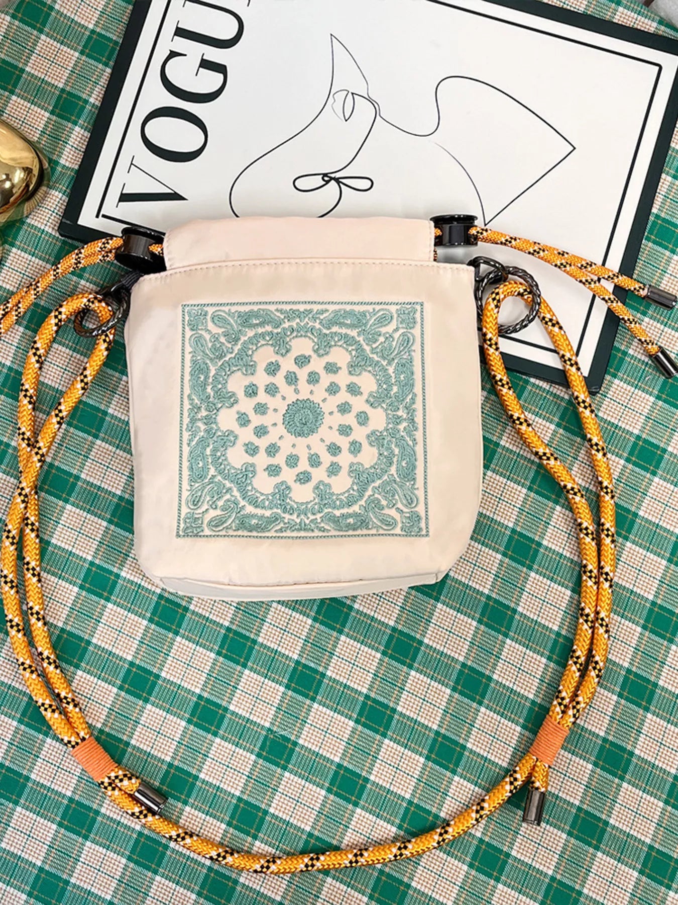 cefce709e76a4ab49d014aad8ecdcc1b-Max-Origin