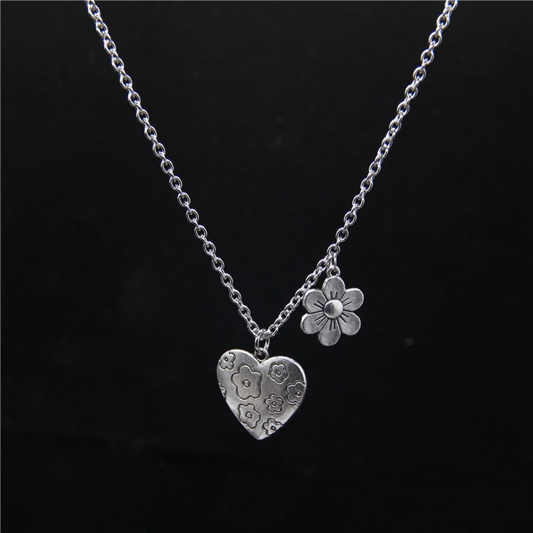 Punk Rock Flower Bear Heart Pendant Necklace Hip Hop Fashion Jewelry Cool For Women Girl Gifts Accessories Party Nightclub Gifts