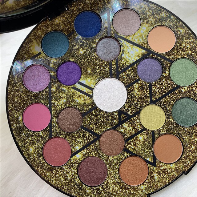 19-color Star Eyeshadow Nude Makeup Palette Shimmer High-quality Shadow Soft Gloss Matte Powder Durable Waterproof