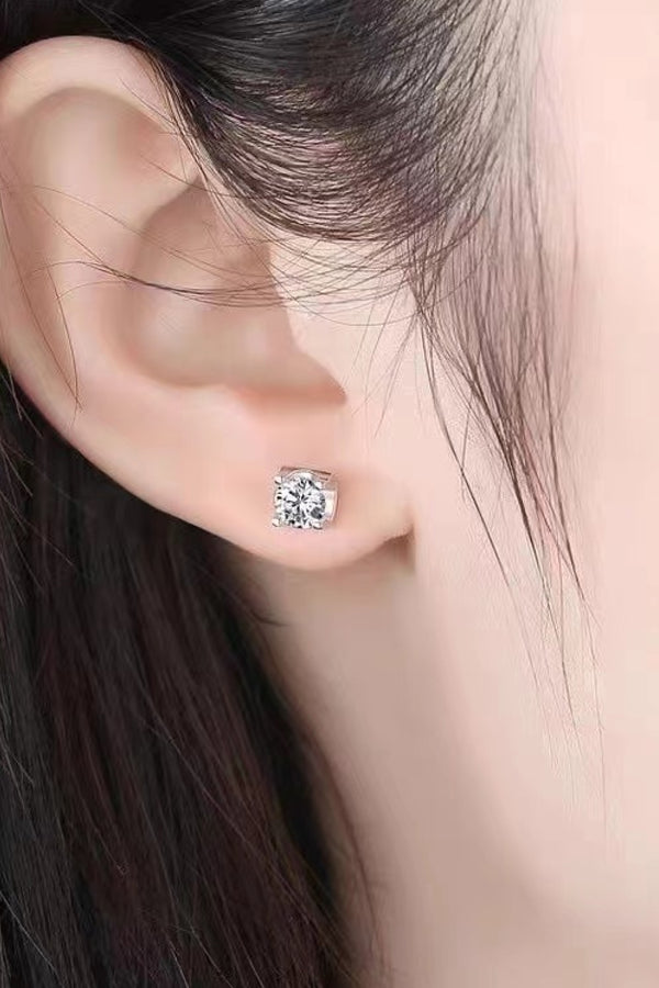 Go On 1 Carat Moissanite Stud Earrings