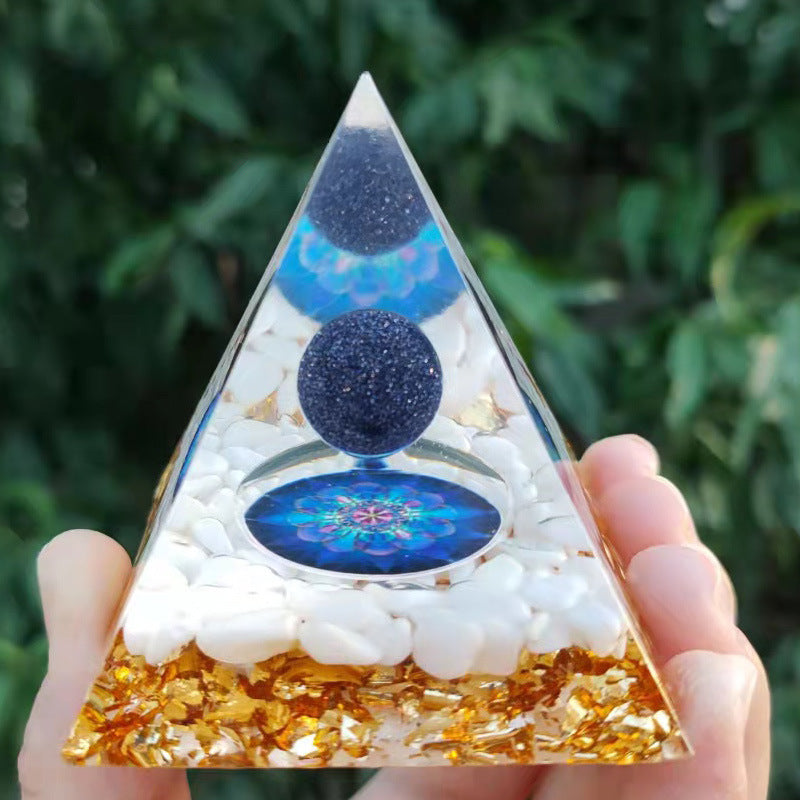 Crystal Ball Pyramid 5Cm 6Cm 8Cm 10Cm Crystal Crushed Stone Drop Glue Resin Home Handmade Decoration