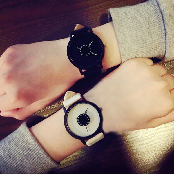 Simple Fashion Korean Lovers Couple Quartz Watch Leather Clock Men Women Wristwatches Personality Student Watches Casua TC21