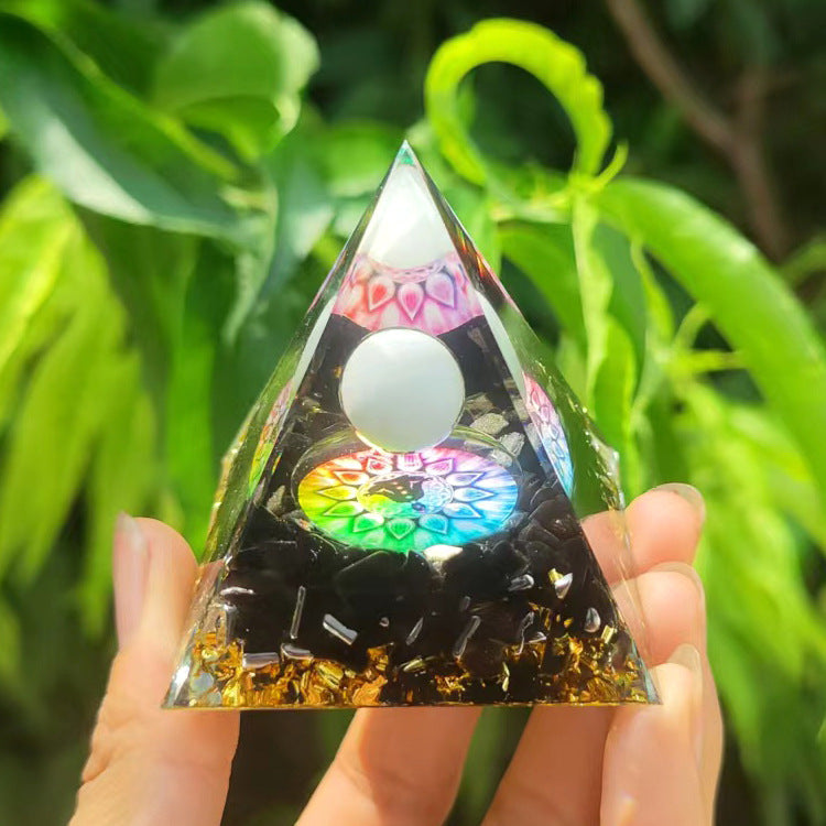 Crystal Ball Pyramid 5Cm 6Cm 8Cm 10Cm Crystal Crushed Stone Drop Glue Resin Home Handmade Decoration