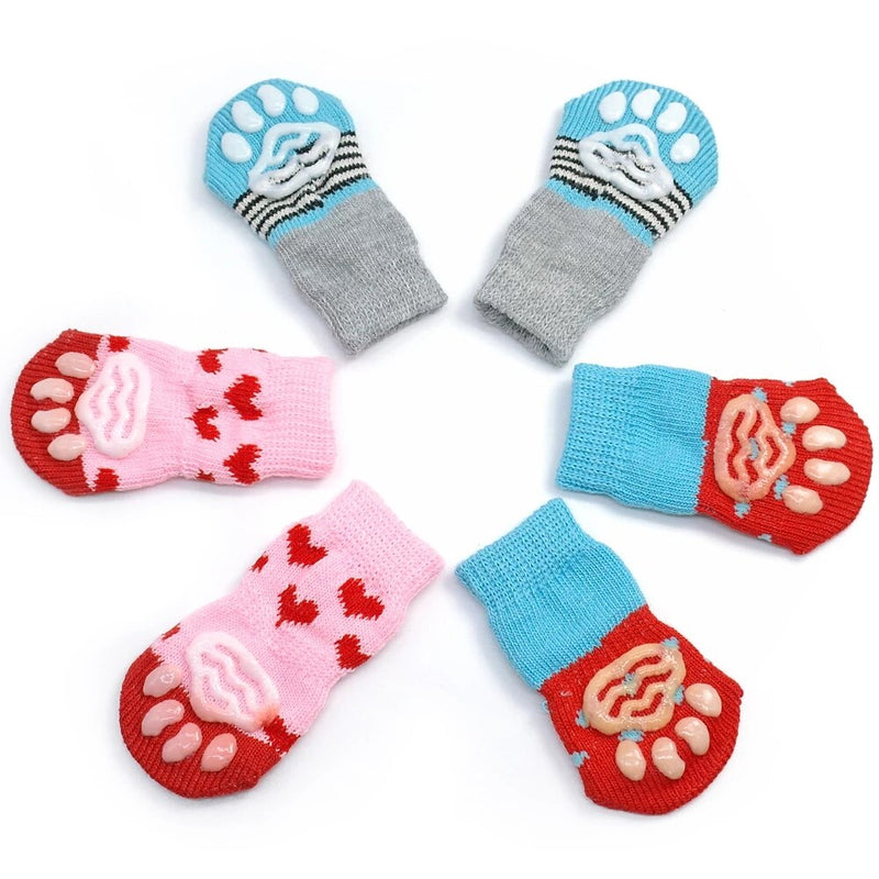 4pcs/set Dog Shoes Lovely Warm Dog Socks Winter Anti-Slip Knit Socks Cartoon Print Cats Dogs Boots Winter Pet Warm Supplies
