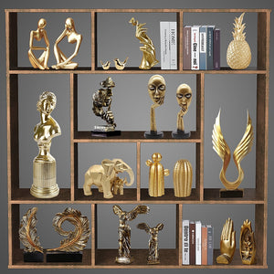 Nordic Luxury Gold Resin Sculpture Technology Decoration Living Room