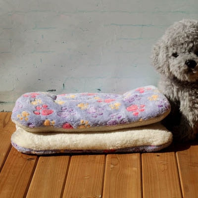 Warm Soft Fleece Pet Mat Travel Cat Litter Dog Blanket Puppy Cushion Pet Pad Dog Bed  Cheap 5 Size for Small And Large Dogs