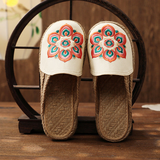 2021 creative garden retro national wind embroidery slippers female multi-color soft and comfortable bag head sandals
