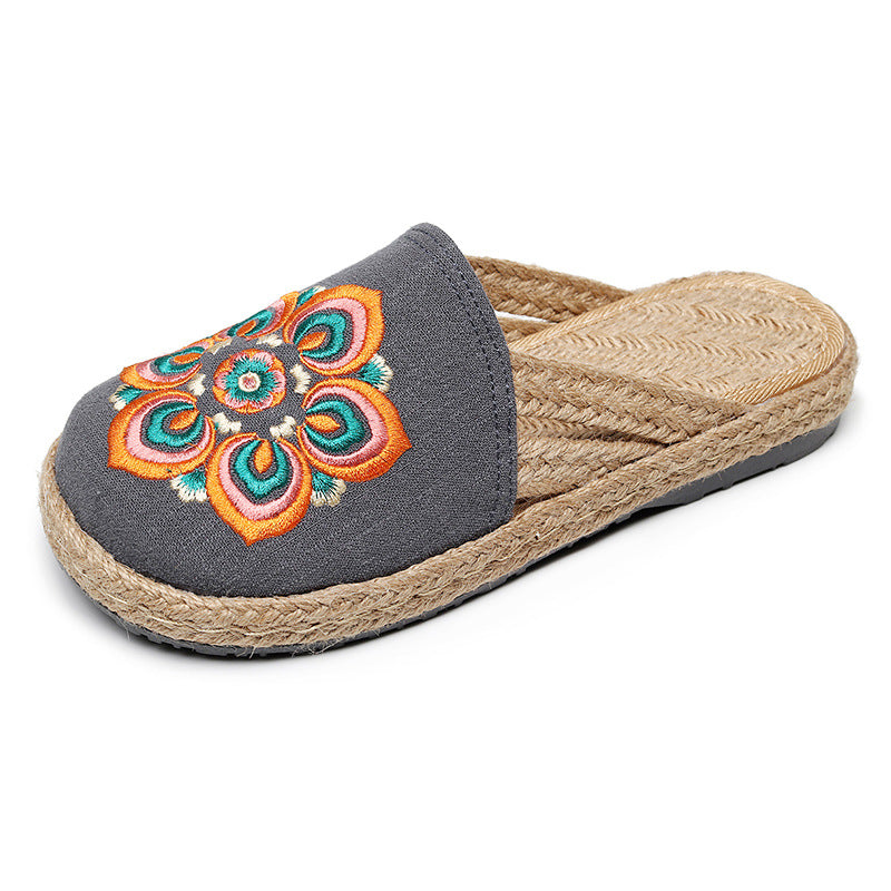 2021 creative garden retro national wind embroidery slippers female multi-color soft and comfortable bag head sandals